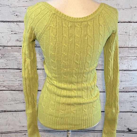 AMERICAN EAGLE OUTFITTERS Sweater Scoop Neck Cable Knit Light Green-Small - Picture 3 of 5